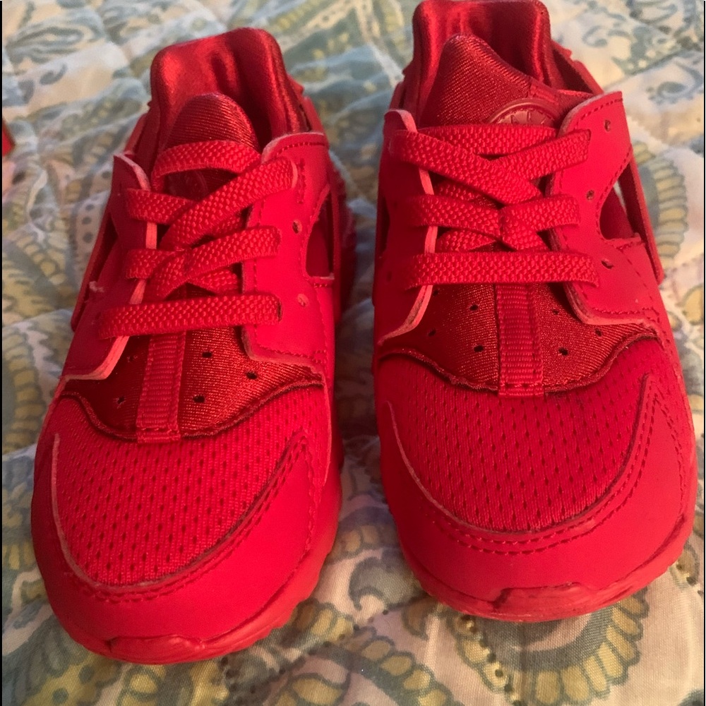 Red Nike Hurache Size 7c